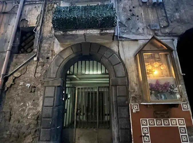 Centro Storico Casa Mari\'